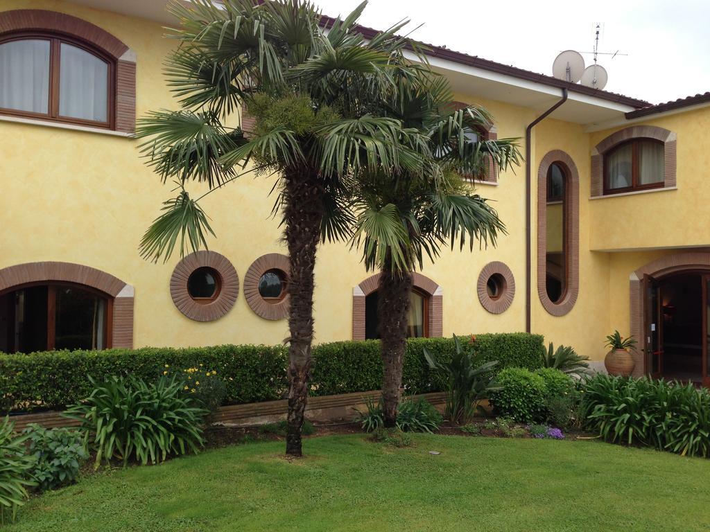 La Locanda Del Cavaliere Borgo Montello Exterior photo
